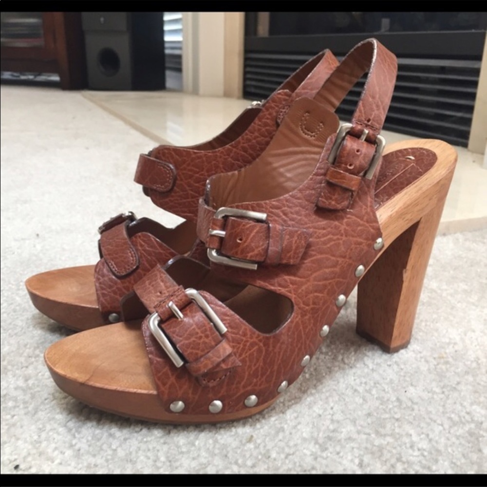 Bcbg shoes